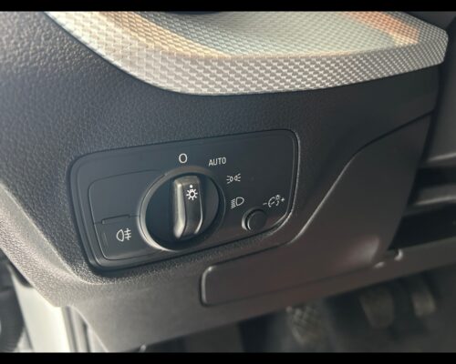Audi Q2 Q2 30 TFSI Business - immagine 14