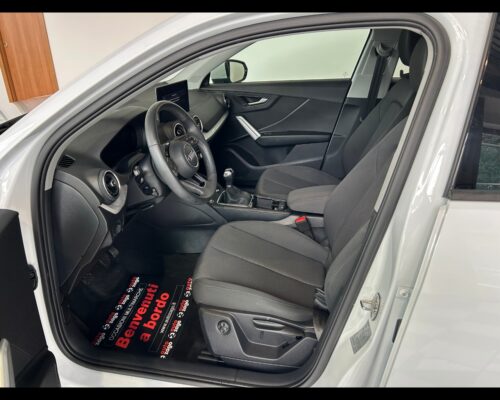 Audi Q2 Q2 30 TFSI Business - immagine 15