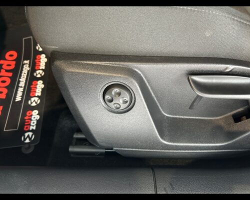 Audi Q2 Q2 30 TFSI Business - immagine 16