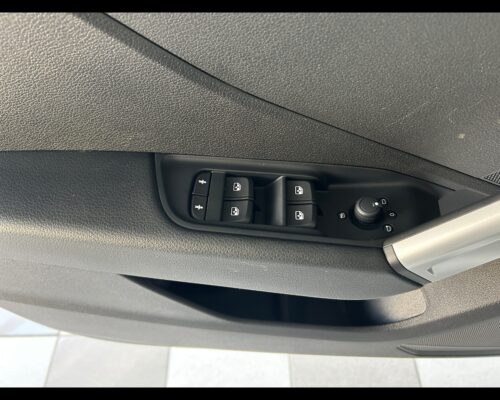 Audi Q2 Q2 30 TFSI Business - immagine 12