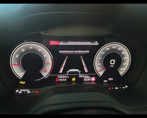 Audi Q2 Q2 30 TFSI Business - immagine 16