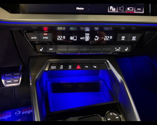 Audi A3 4ª serie S3 SPB TFSI 310 CV quattro S tronic - immagine 16