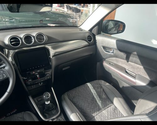 Suzuki Vitara 1.4 Hybrid 4WD Allgrip Top 6MT - immagine 36