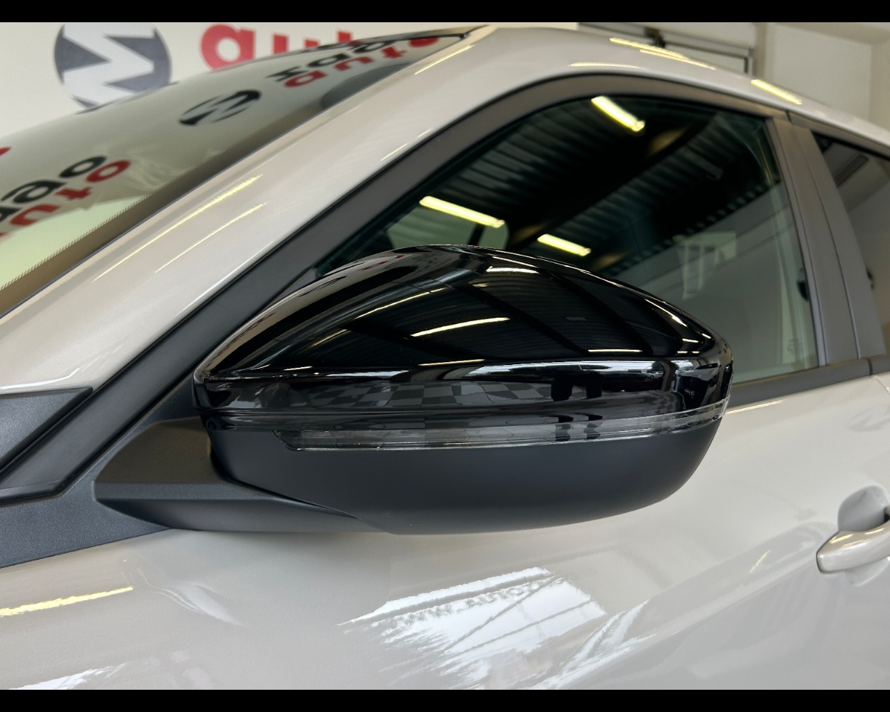 Jeep Avenger Avenger 1.2 Turbo 110 CV MHEV Summit - immagine 17