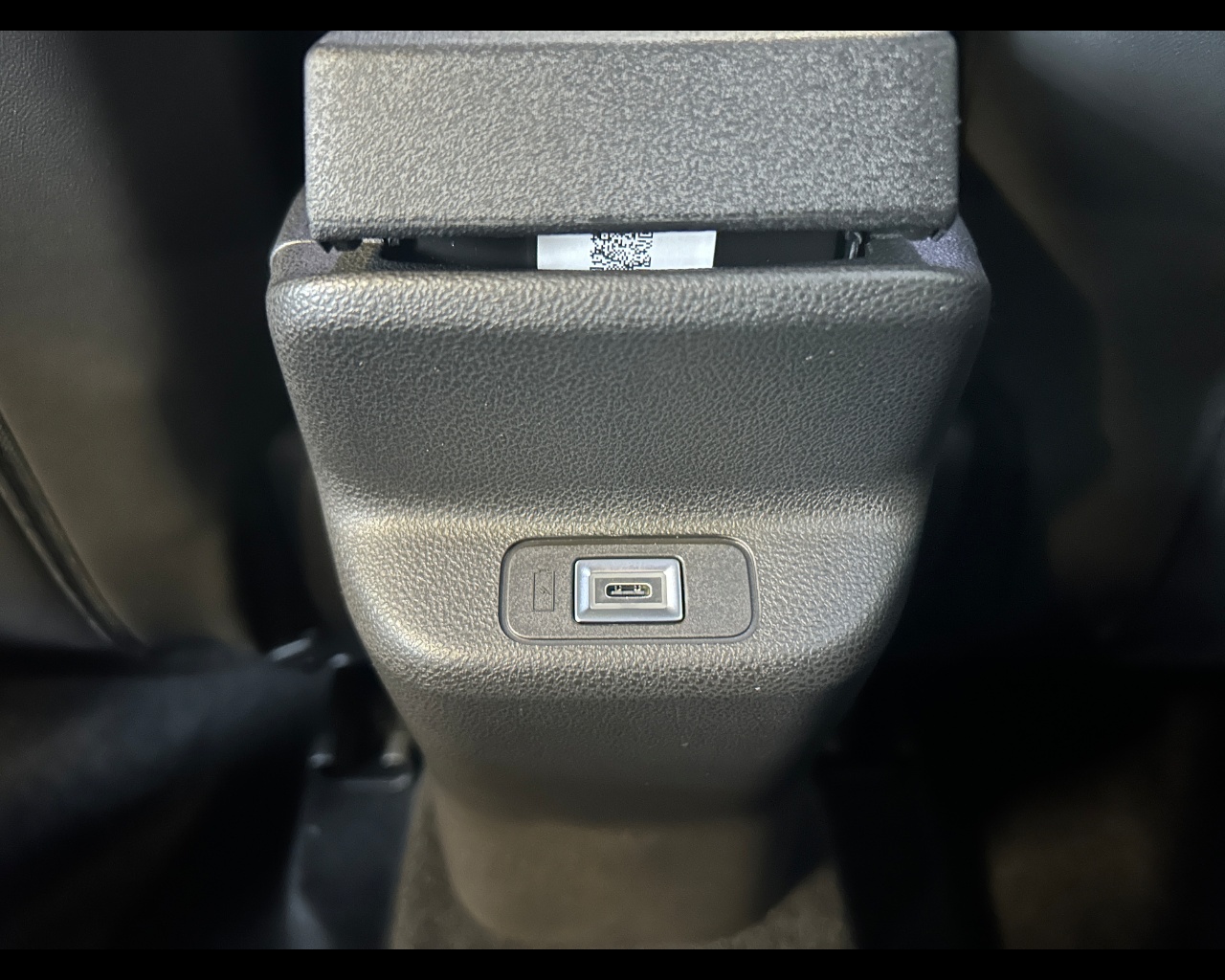 Jeep Avenger Avenger 1.2 Turbo 110 CV MHEV Summit - immagine 37