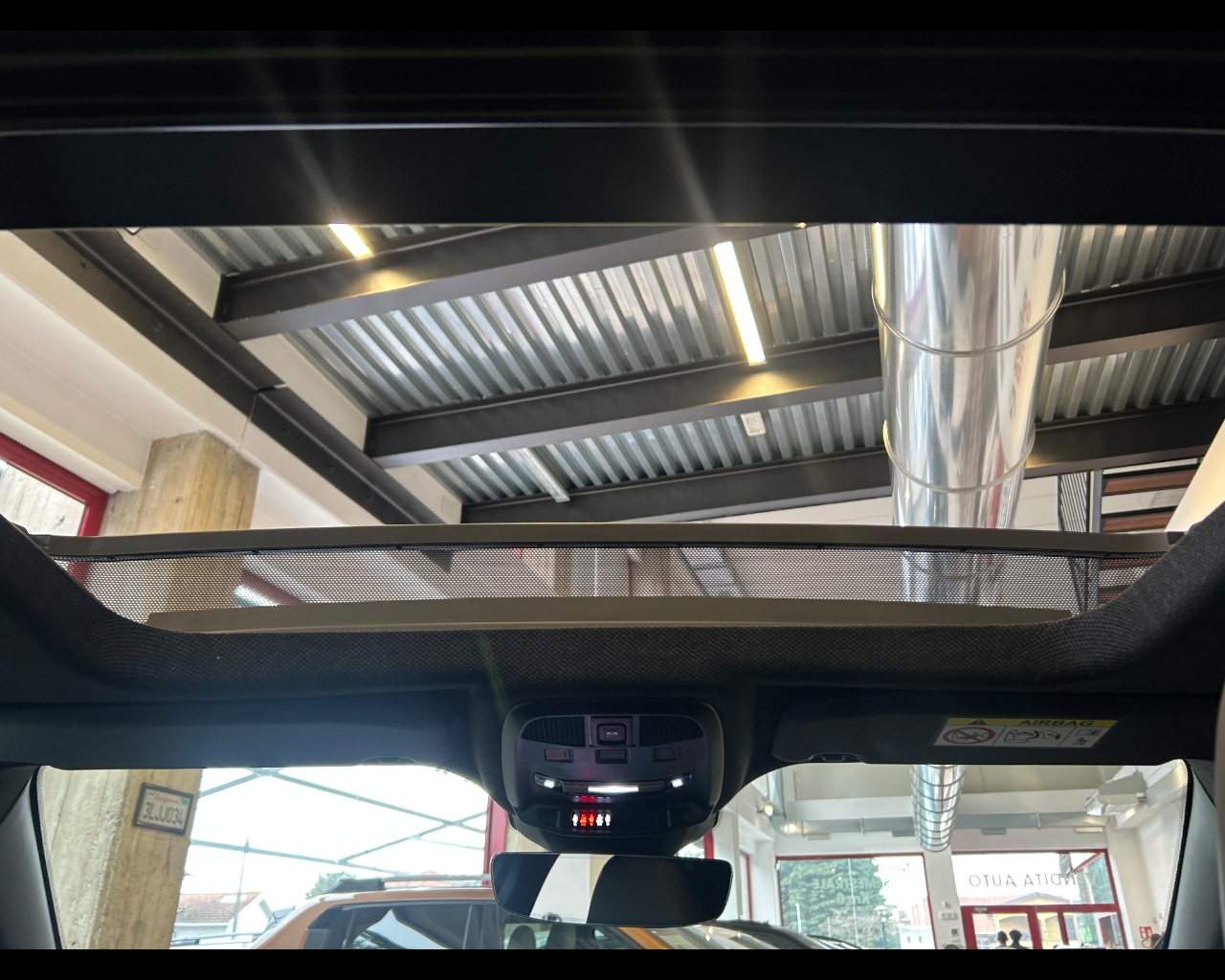 Jeep Avenger Avenger 1.2 Turbo 110 CV MHEV Summit - immagine 47