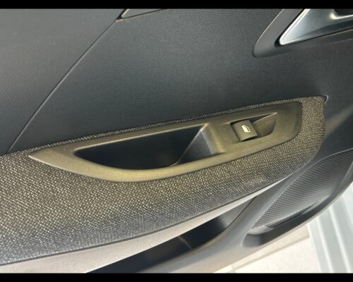 Peugeot 208 2ª serie 208 Hybrid 110 e-DCS6 Style - immagine 30