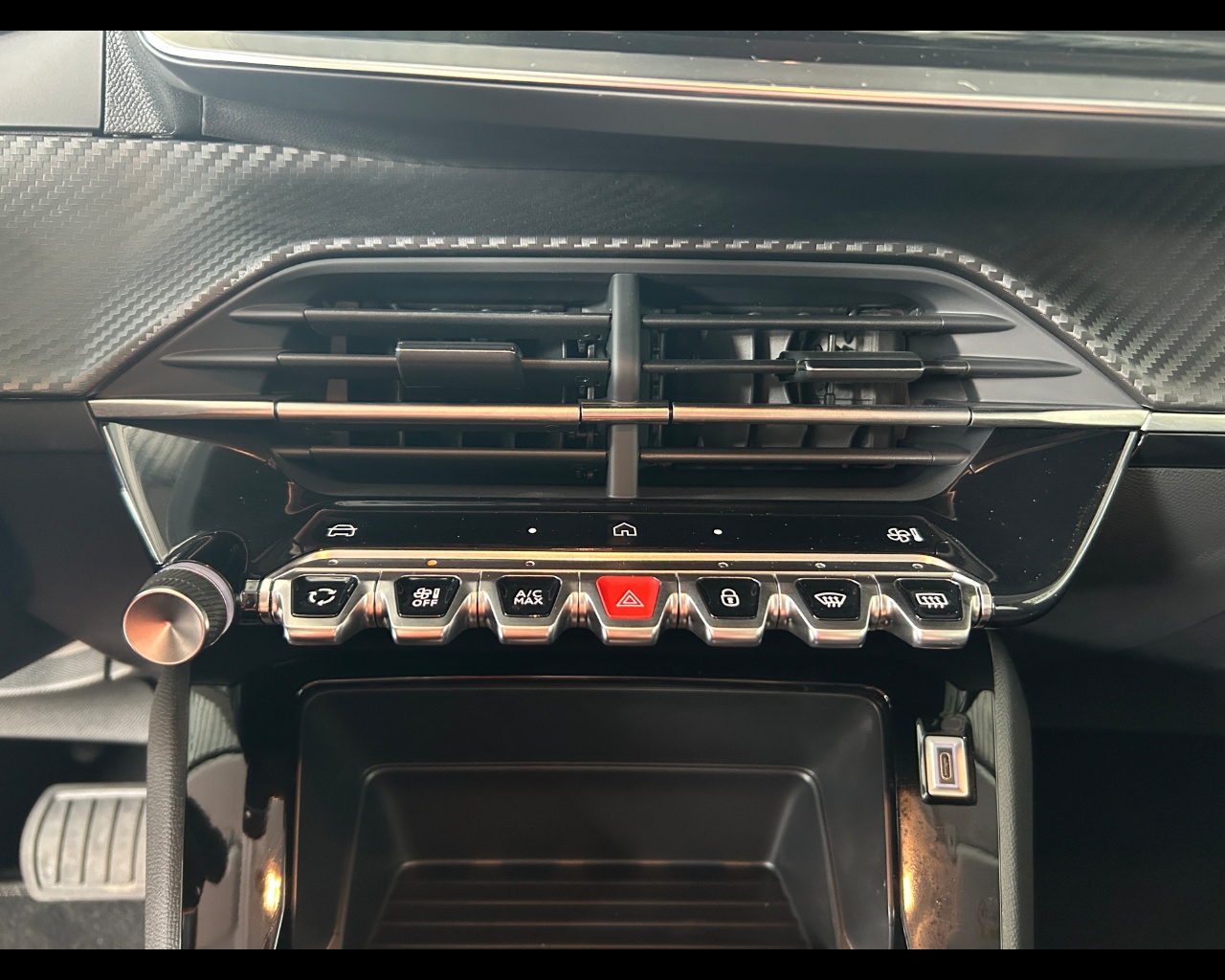 Peugeot 208 2ª serie 208 Hybrid 110 e-DCS6 Style - immagine 11