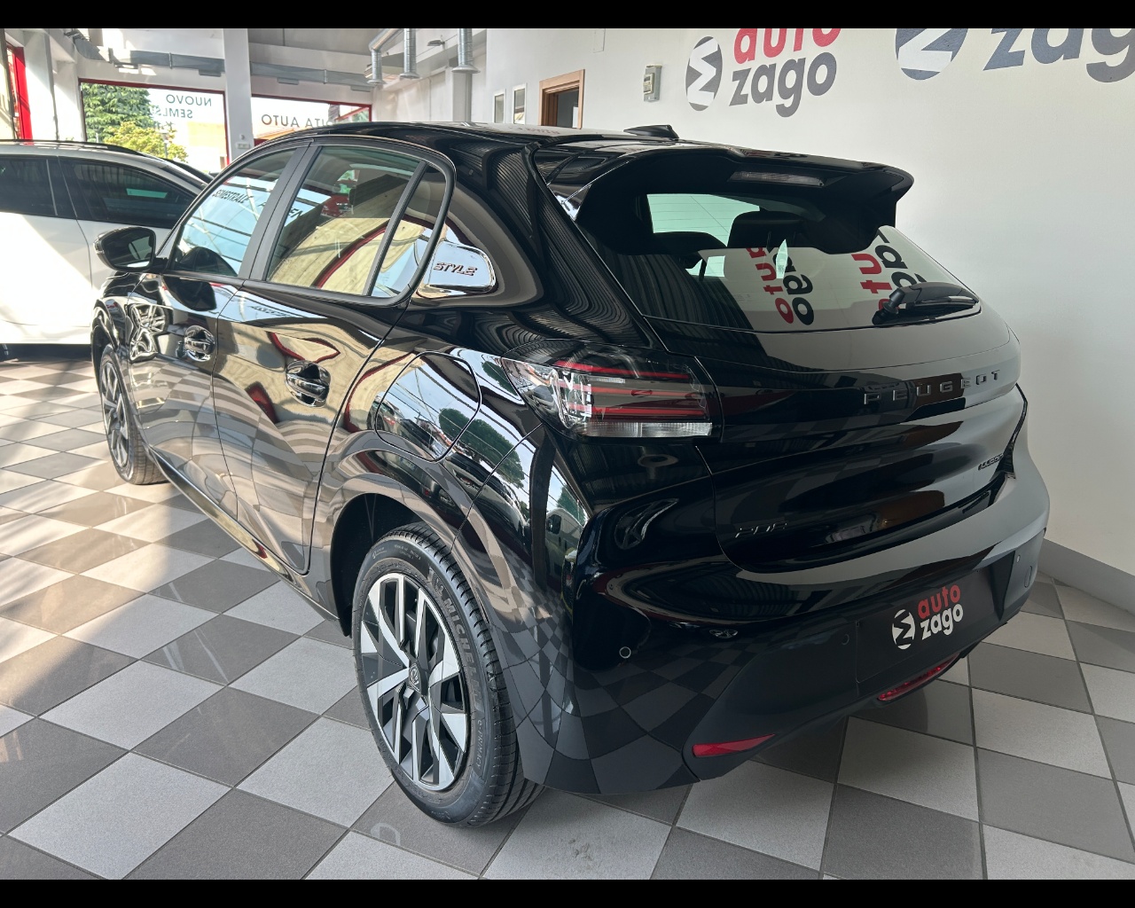 Peugeot 208 2ª serie 208 Hybrid 110 e-DCS6 Style - immagine 4