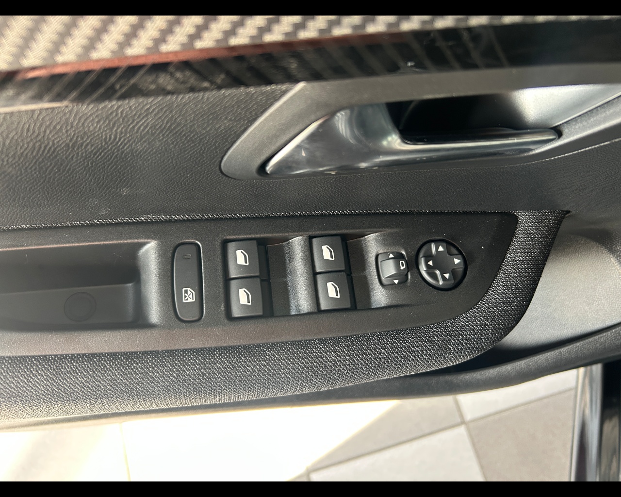 Peugeot 208 2ª serie 208 Hybrid 110 e-DCS6 Style - immagine 7