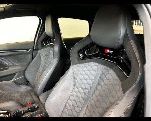 Audi A3 4ª serie RS 3 SPB TFSI quattro S tronic - immagine 40