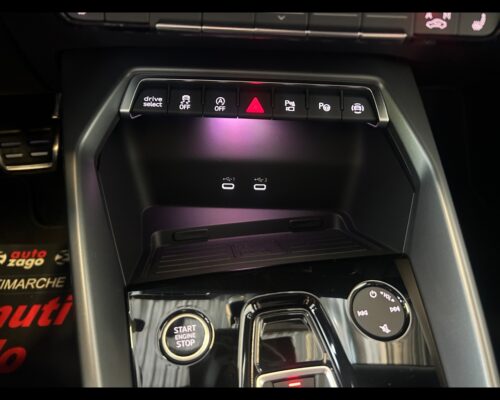Audi A3 4ª serie A3 SPB 35 TFSI S tronic S line edition - immagine 36