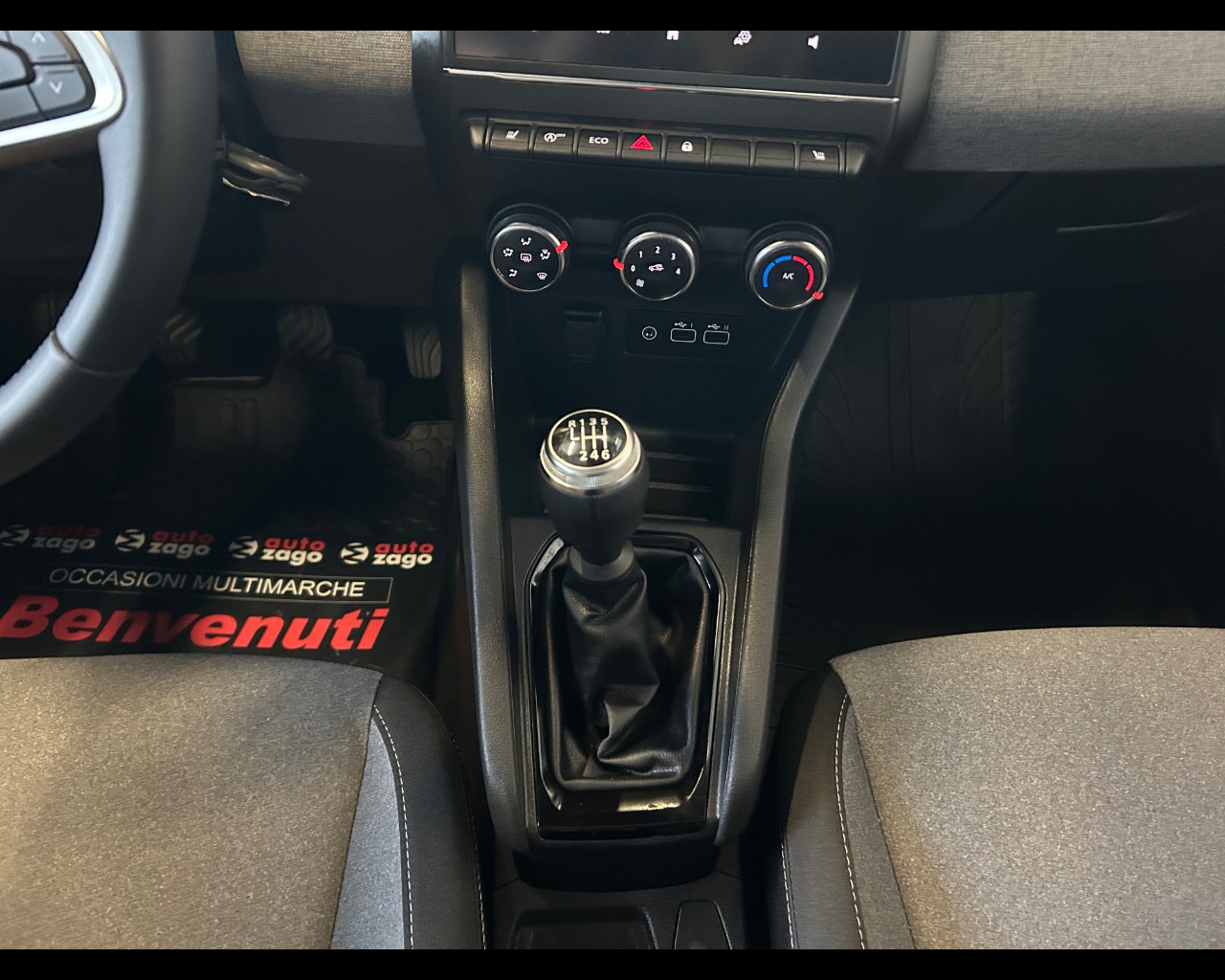 Renault Clio 5ª serie Clio TCe 90 CV 5 porte Evolution - immagine 15