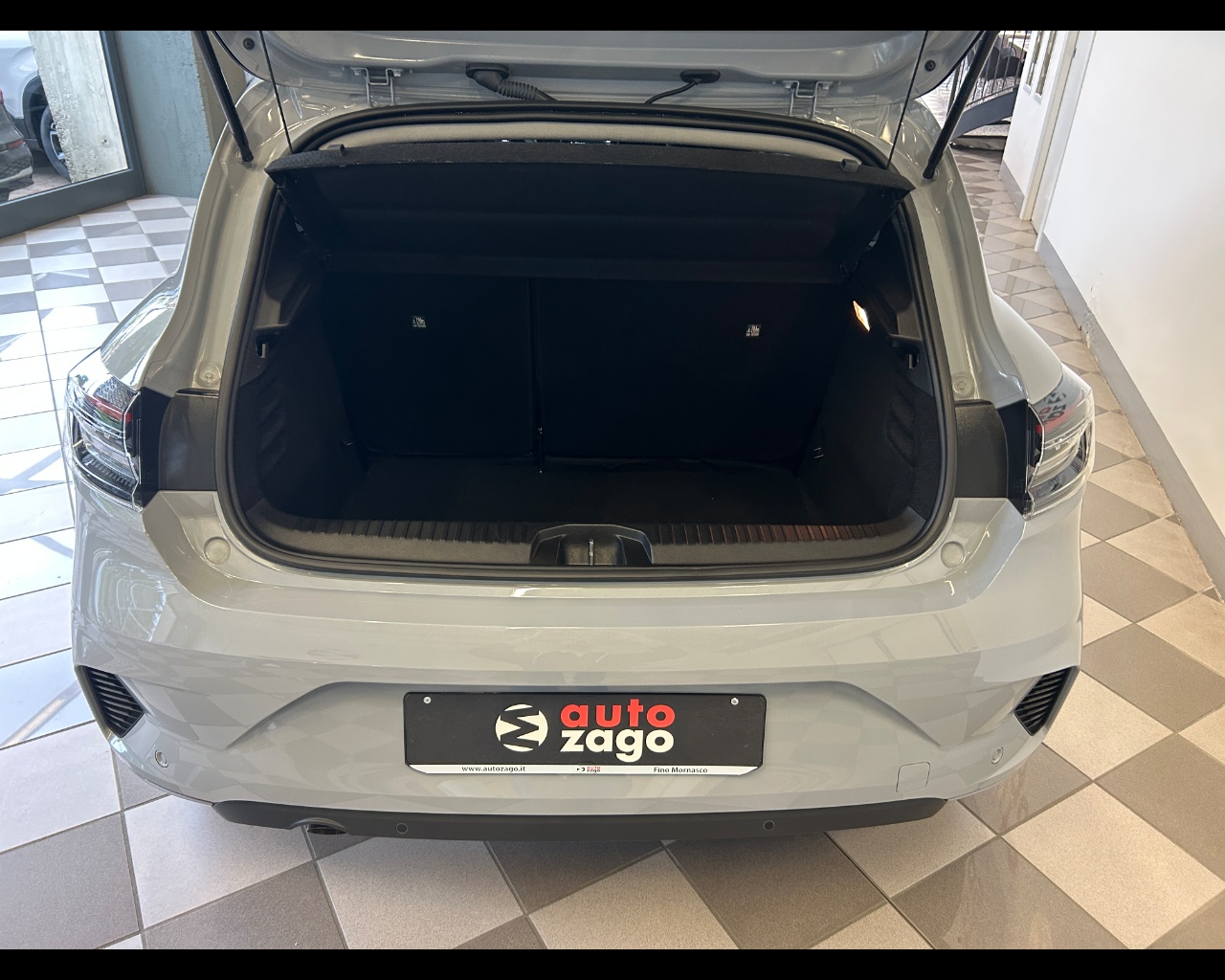 Renault Clio 5ª serie Clio TCe 90 CV 5 porte Evolution - immagine 31