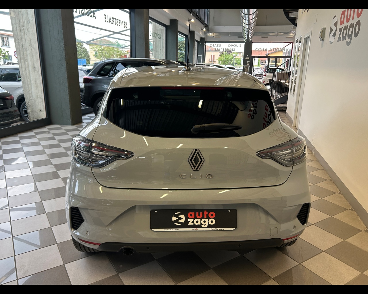 Renault Clio 5ª serie Clio TCe 90 CV 5 porte Evolution - immagine 5