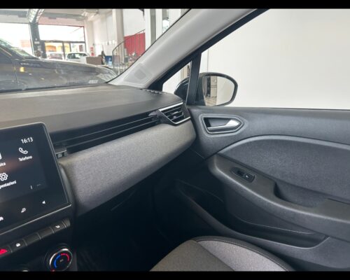 Renault Clio 5ª serie Clio TCe 90 CV 5 porte Evolution - immagine 31