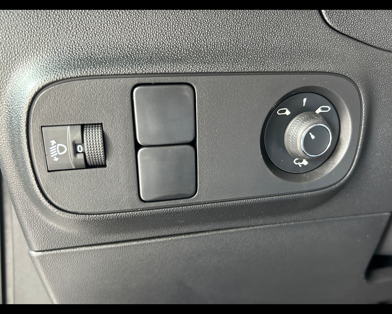Citroen C3 3ª serie C3 PureTech 83 S&S Shine - immagine 12