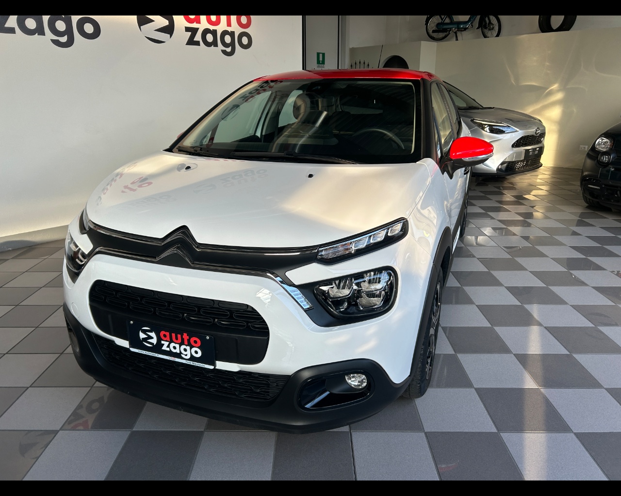 Citroen C3 3ª serie C3 PureTech 83 S&S Shine - immagine 16