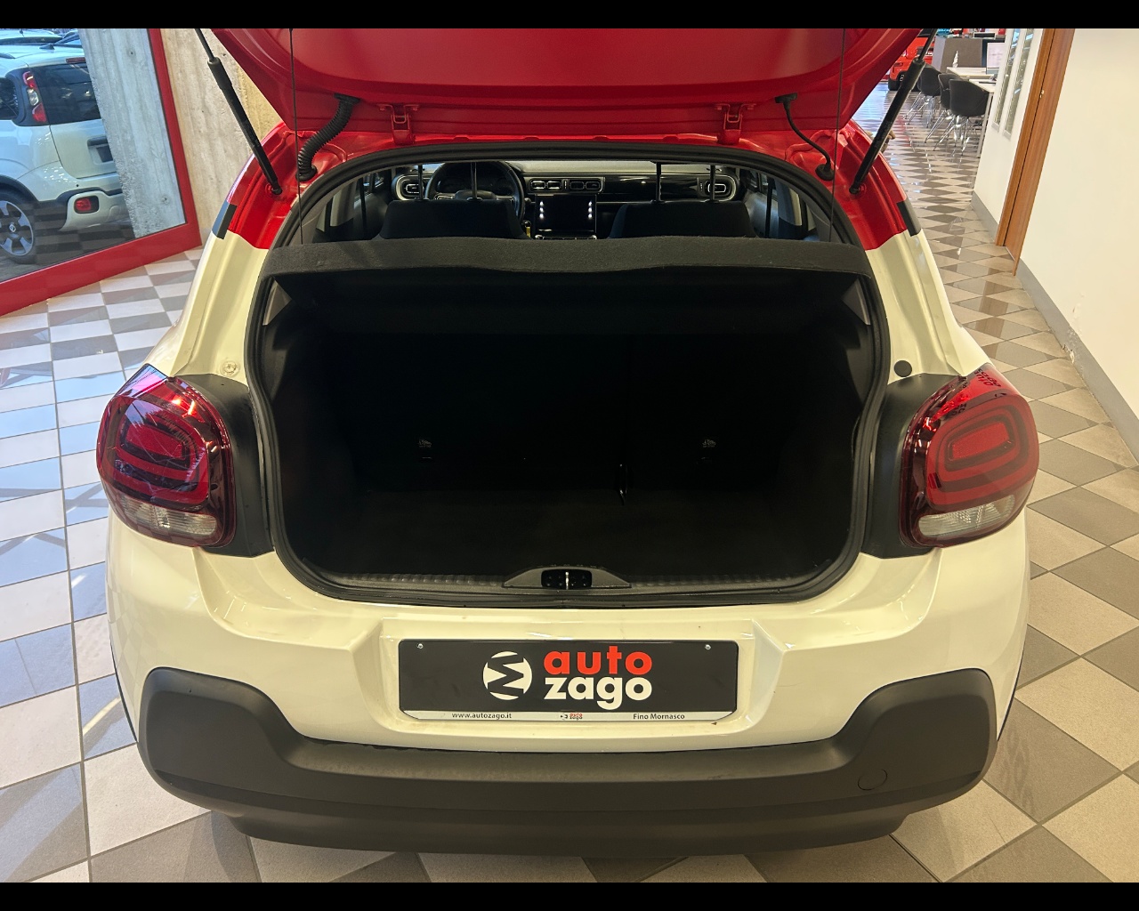 Citroen C3 3ª serie C3 PureTech 83 S&S Shine - immagine 17