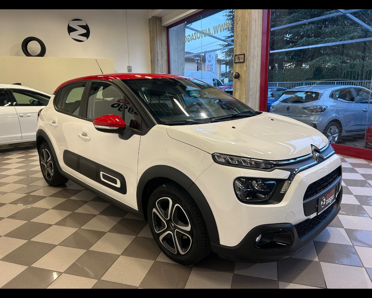 Citroen C3 3ª serie C3 PureTech 83 S&S Shine - immagine 6