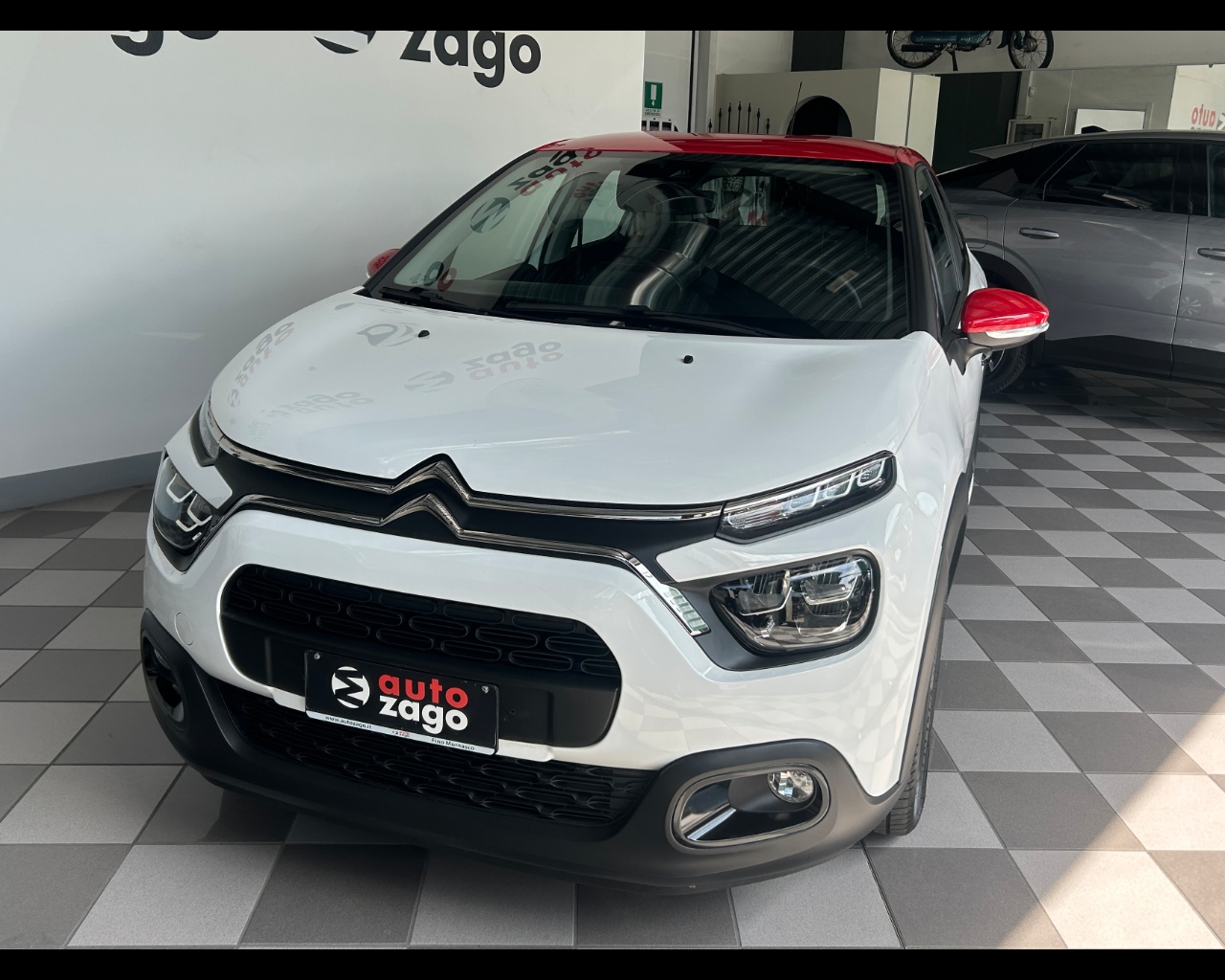 Citroen C3 3ª serie C3 PureTech 83 S&S Shine - immagine 16