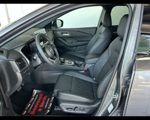 Nissan Qashqai 3ª serie Qashqai MHEV 158 CV Xtronic 4WD Tekna - immagine 8
