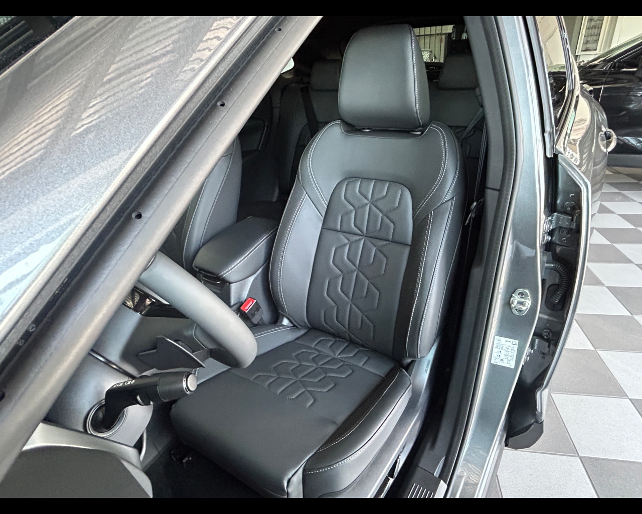 Nissan Qashqai 3ª serie Qashqai MHEV 158 CV Xtronic 4WD Tekna - immagine 28