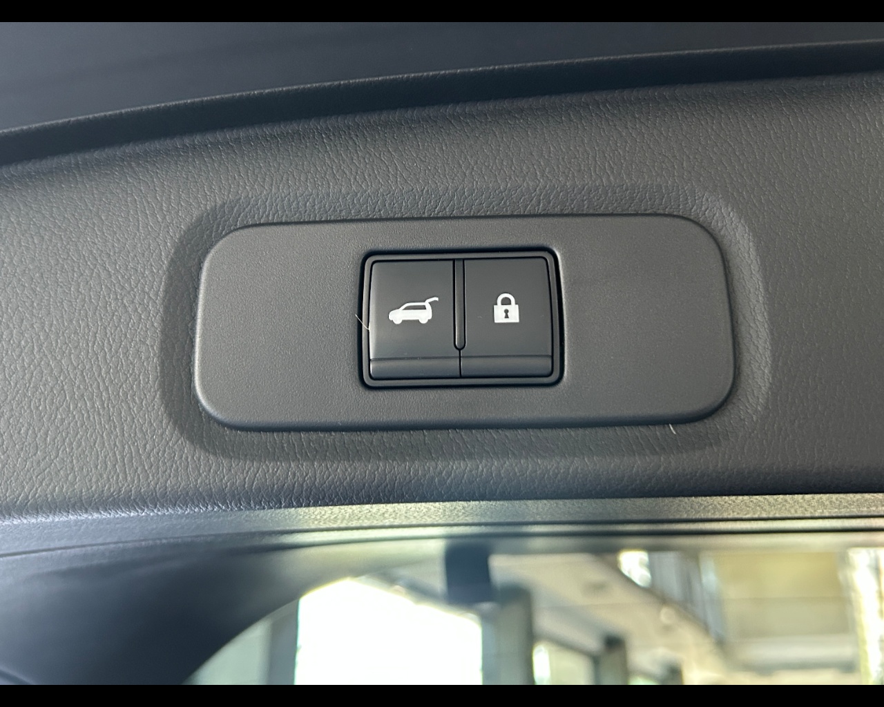 Nissan Qashqai 3ª serie Qashqai MHEV 158 CV Xtronic N-Connecta - immagine 25