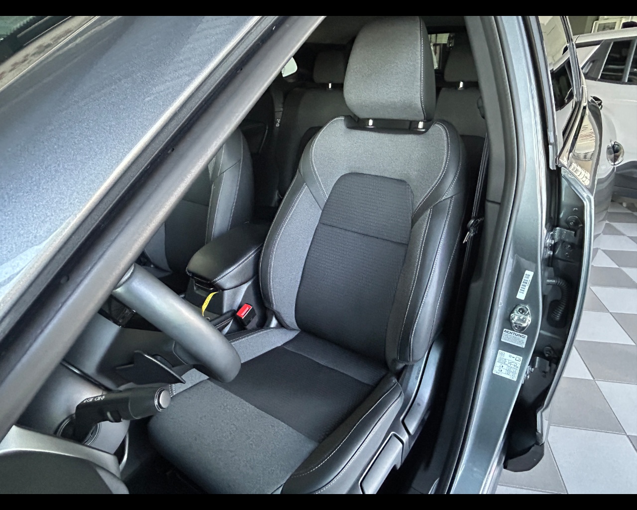 Nissan Qashqai 3ª serie Qashqai MHEV 158 CV Xtronic N-Connecta - immagine 28