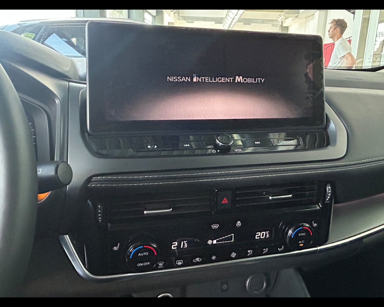 Nissan Qashqai 3ª serie Qashqai MHEV 158 CV Xtronic N-Connecta - immagine 29