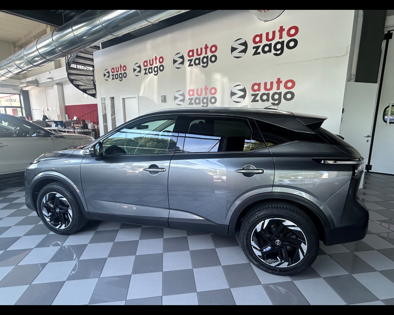 Nissan Qashqai 3ª serie Qashqai MHEV 158 CV Xtronic N-Connecta - immagine 3