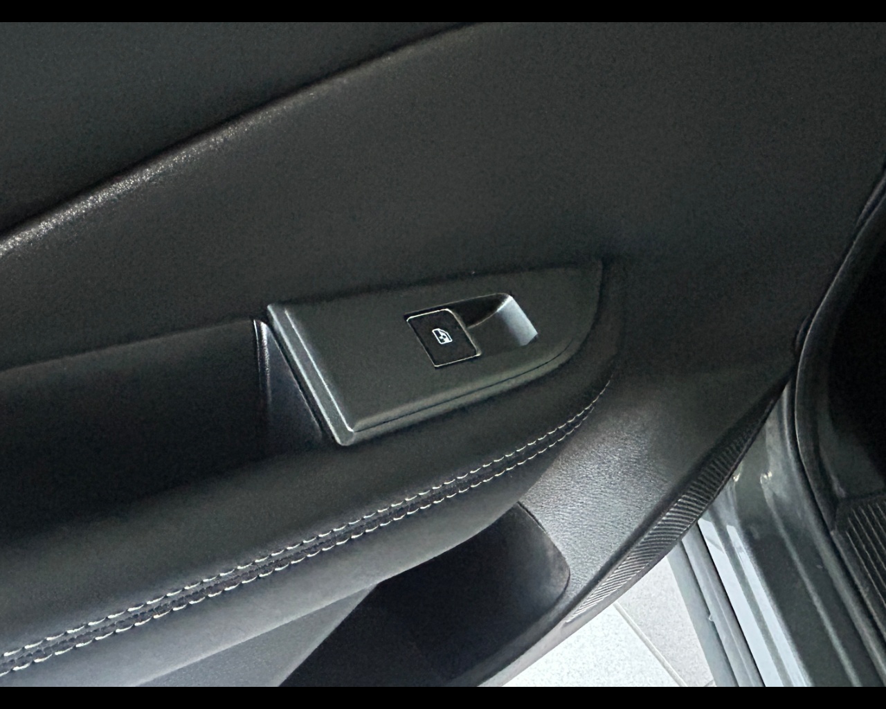 Nissan Qashqai 3ª serie Qashqai MHEV 158 CV Xtronic N-Connecta - immagine 33