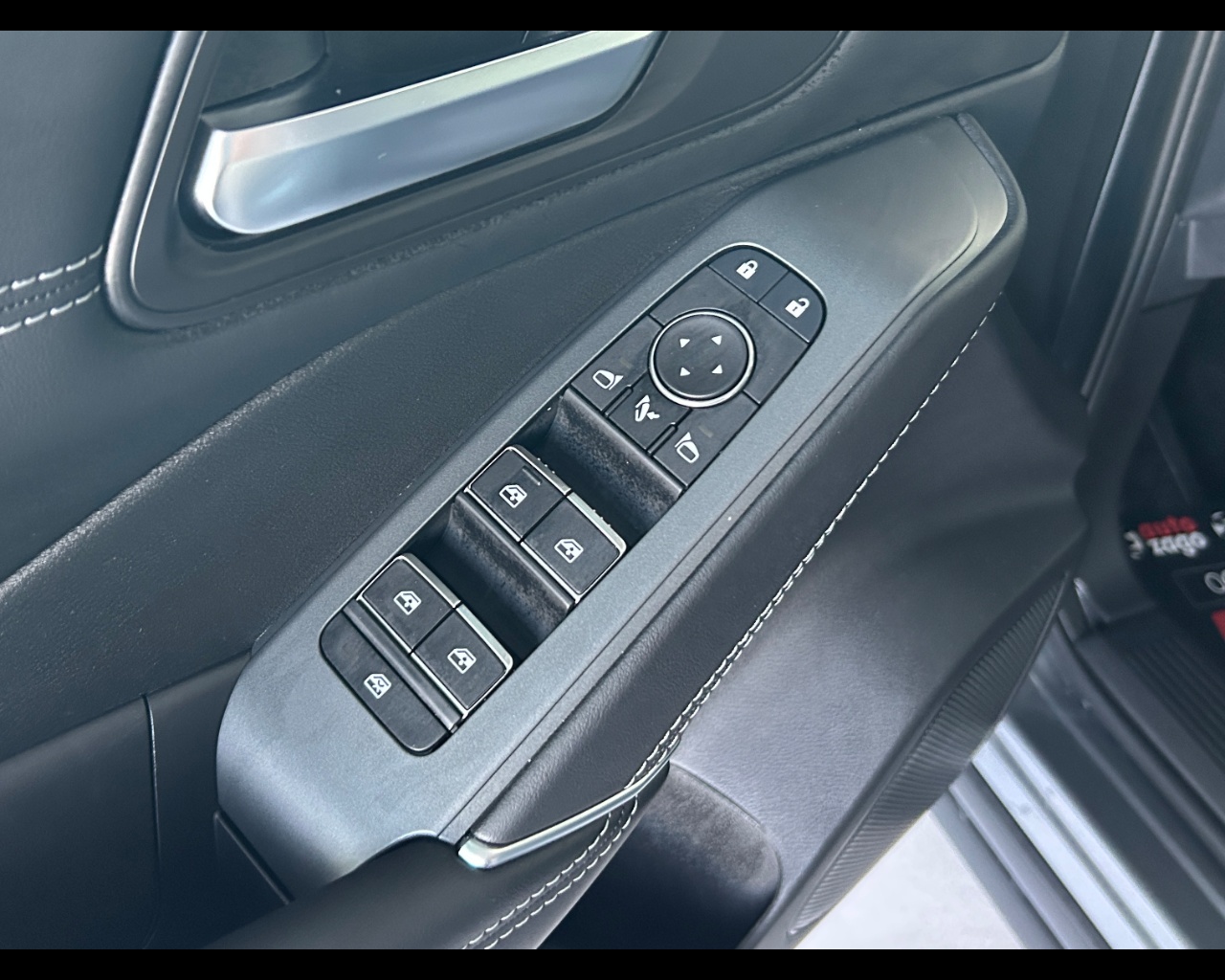 Nissan Qashqai 3ª serie Qashqai MHEV 158 CV Xtronic N-Connecta - immagine 7