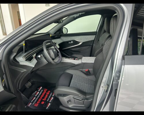 Peugeot 3008 3ª serie 3008 Hybrid 145 e-DCS6 Allure - immagine 23