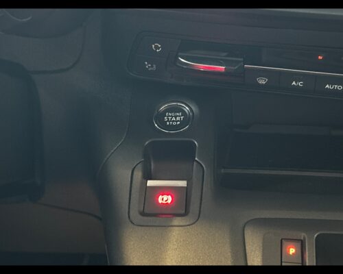Fiat Doblò 4ª serie Doblò 1.5 BlueHdi 130CV PL Combi 7 posti - immagine 16