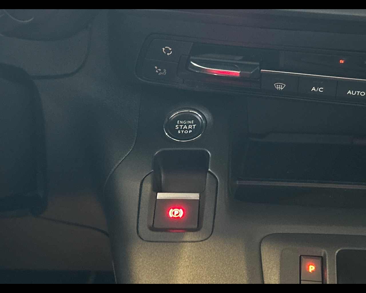 Fiat Doblò 4ª serie Doblò 1.5 BlueHdi 130CV PL Combi 7 posti - immagine 16