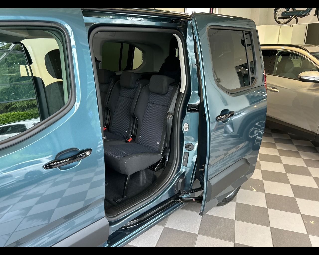 Fiat Doblò 4ª serie Doblò 1.5 BlueHdi 130CV PL Combi 7 posti - immagine 30