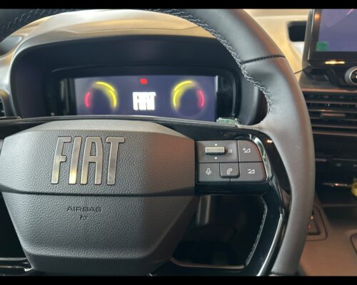 Fiat Doblò 4ª serie Doblò 1.5 BlueHdi 130CV PL Combi 7 posti - immagine 33