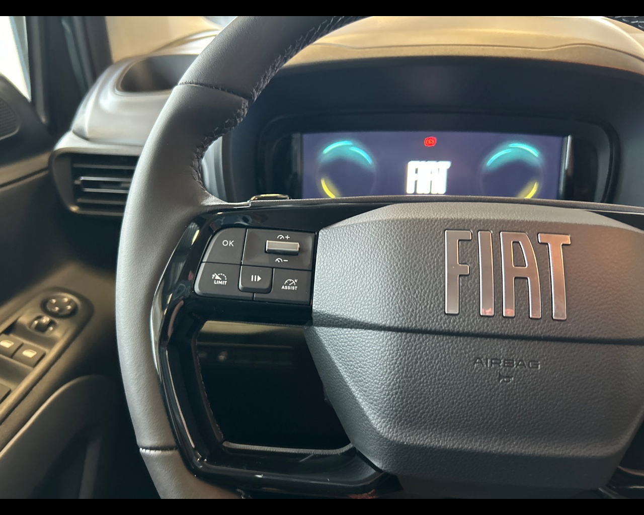 Fiat Doblò 4ª serie Doblò 1.5 BlueHdi 130CV PL Combi 7 posti - immagine 34