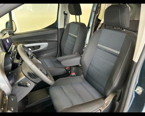 Fiat Doblò 4ª serie Doblò 1.5 BlueHdi 130CV PL Combi 7 posti - immagine 37
