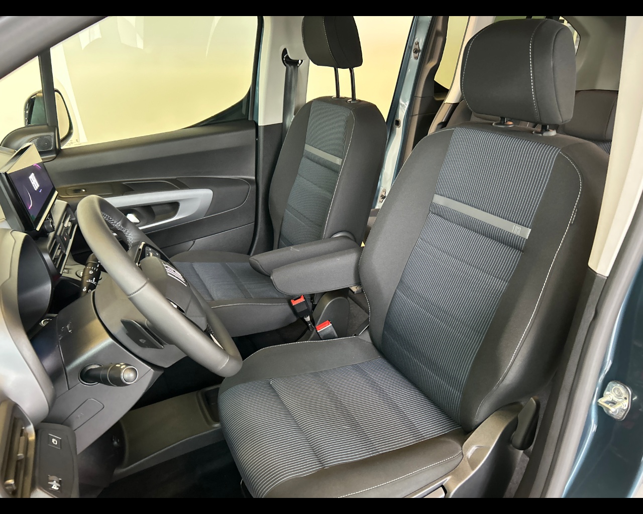 Fiat Doblò 4ª serie Doblò 1.5 BlueHdi 130CV PL Combi 7 posti - immagine 37