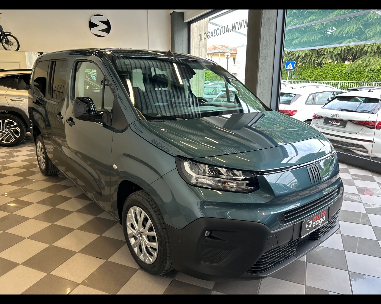 Fiat Doblò 4ª serie Doblò 1.5 BlueHdi 130CV PL Combi 7 posti - immagine 6