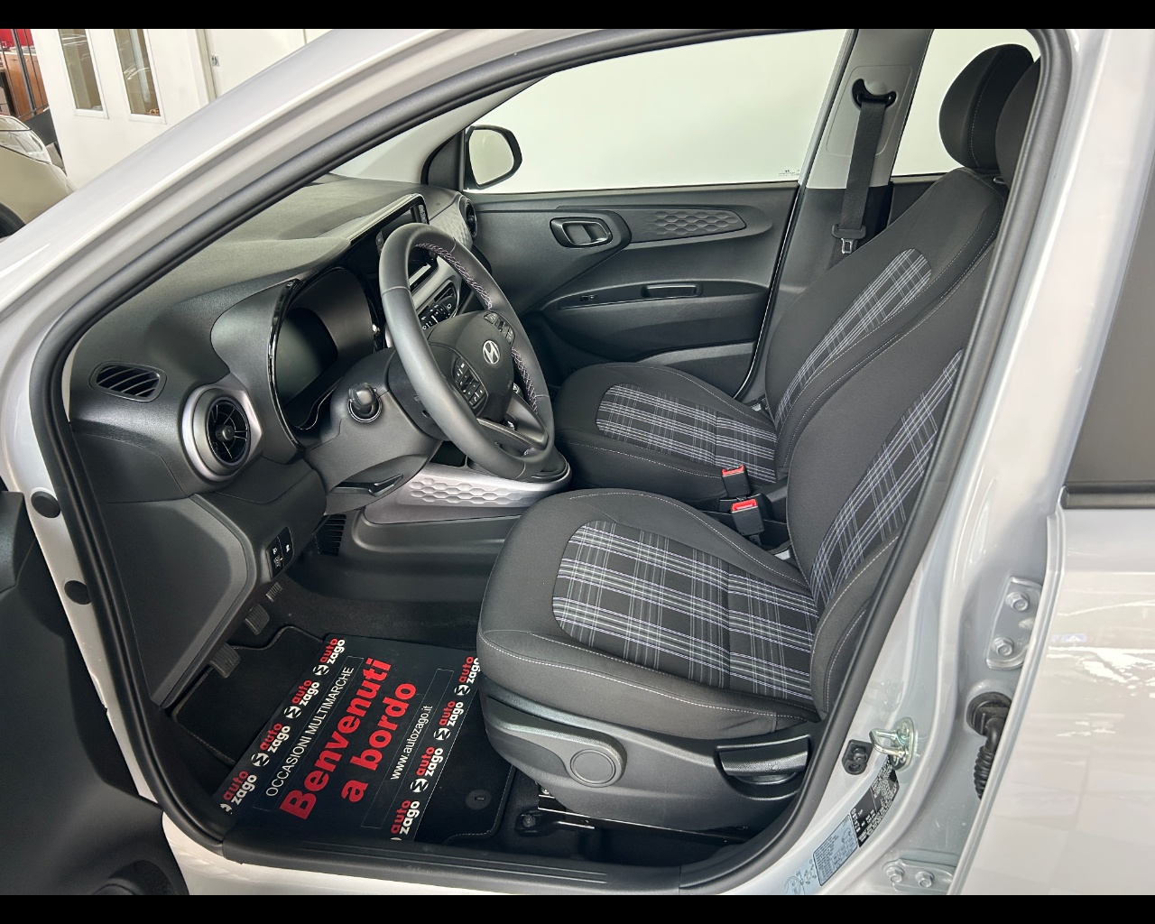 Hyundai I10 3ª serie i10 1.0 MPI CONNECTLINE - immagine 8