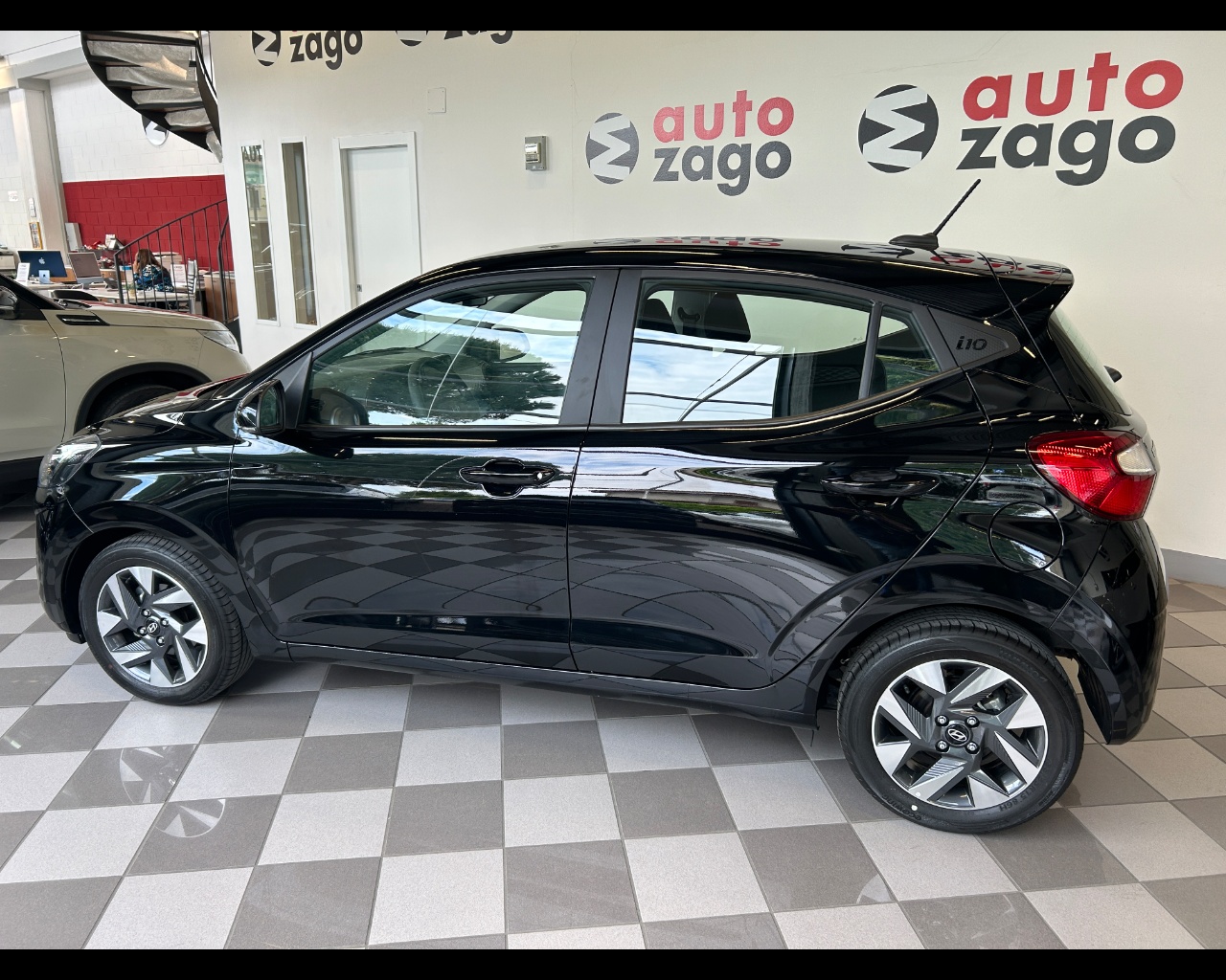 Hyundai I10 3ª serie i10 1.0 MPI CONNECTLINE - immagine 3