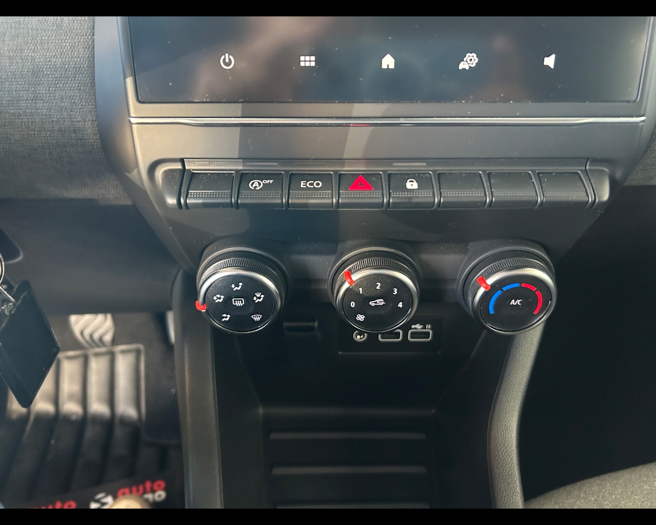 Renault Clio 5ª serie Clio TCe 90 CV 5 porte Evolution - immagine 11