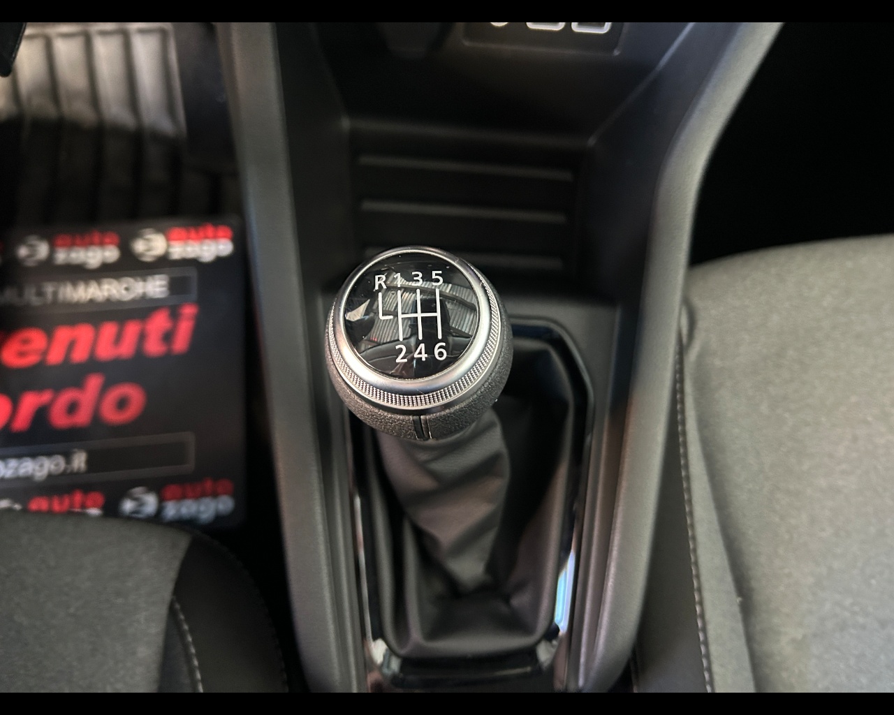 Renault Clio 5ª serie Clio TCe 90 CV 5 porte Evolution - immagine 13