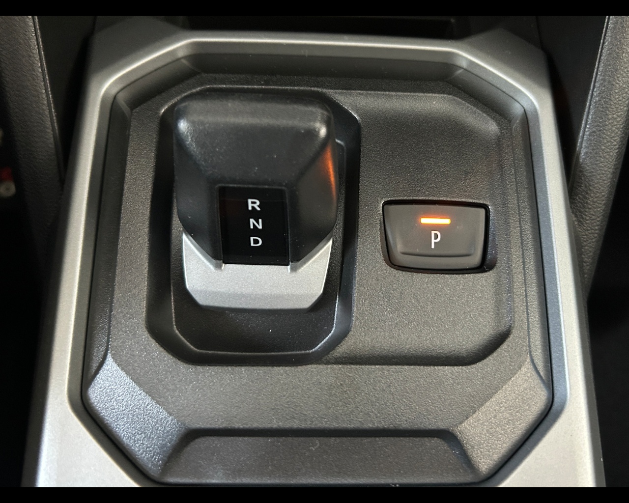 Dacia Duster 3ª serie Duster Hybrid-G 150 CV auto 4x4 Extreme - immagine 12