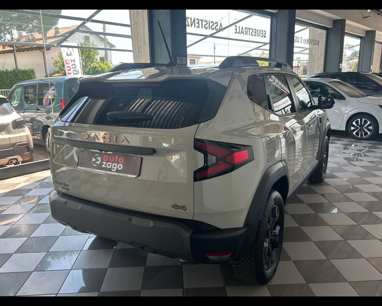 Dacia Duster 3ª serie Duster Hybrid-G 150 CV auto 4x4 Extreme - immagine 21