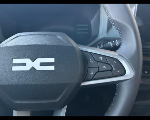 Dacia Duster 3ª serie Duster Eco-G 120 CV Extreme - immagine 33