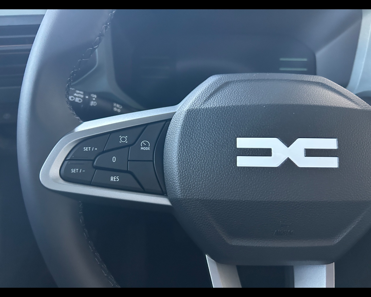 Dacia Duster 3ª serie Duster Eco-G 120 CV Extreme - immagine 34